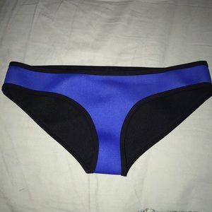 Triangl bikini bottoms